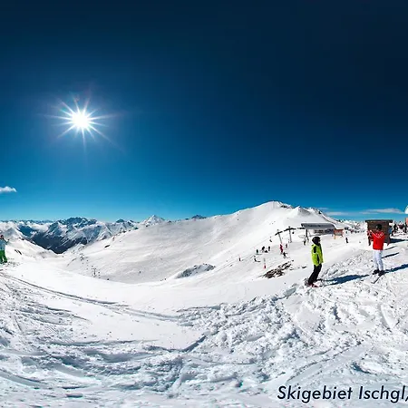 Clubdorf Astoria / Ischgl